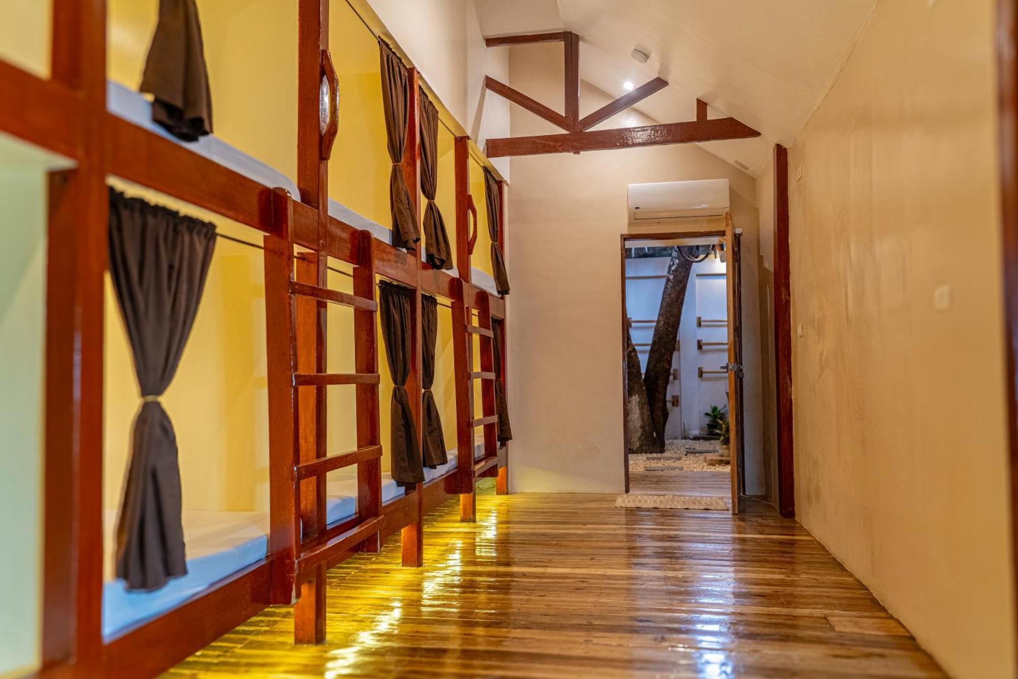 Cocorico Hostel Сан-Висенте Экстерьер фото